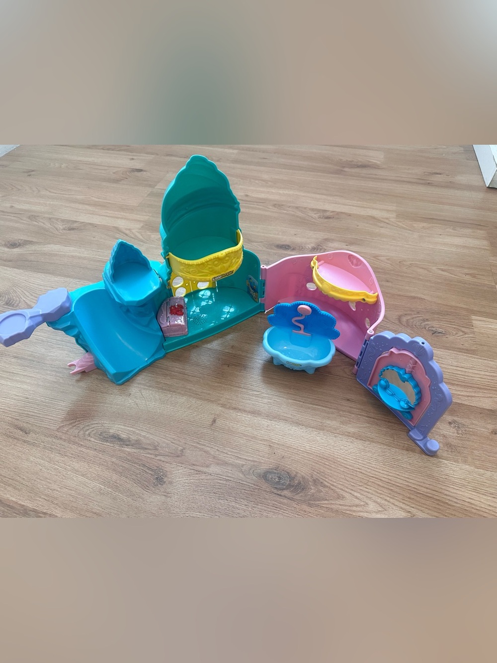 Fisher Price Little People Ariel’s Castle Retired 2012